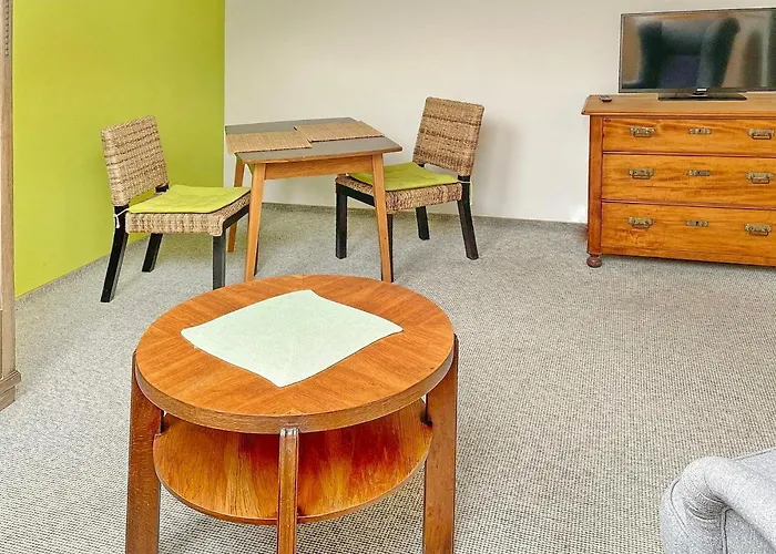 Altstadtflair - Lindenbluete לובנאו